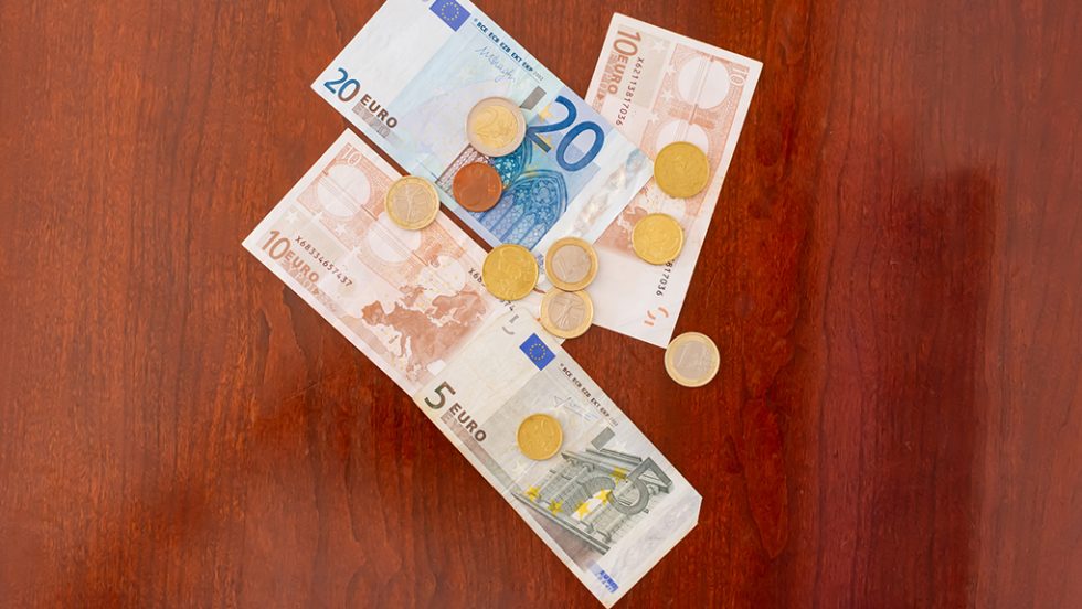 euros ftoxeia